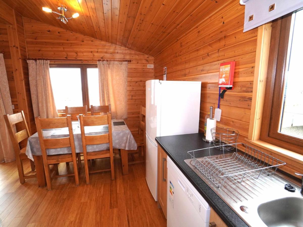 Loch Leven 11 By Interhome
