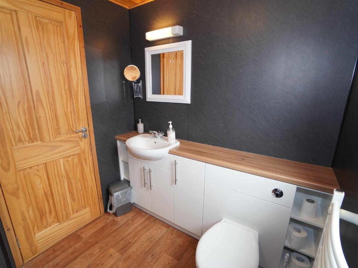 Loch Leven 11 By Interhome Chalet Kinross